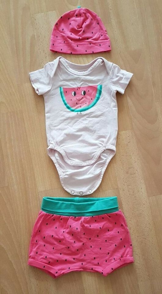 H&M Babyset Melone 3 teilig Gr. 56 wie neu in Berlin