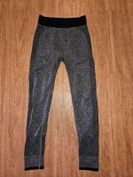 Fitness Hose Leggings grau schwarz Gr 38 M Leipzig - Schönefeld-Abtnaundorf Vorschau