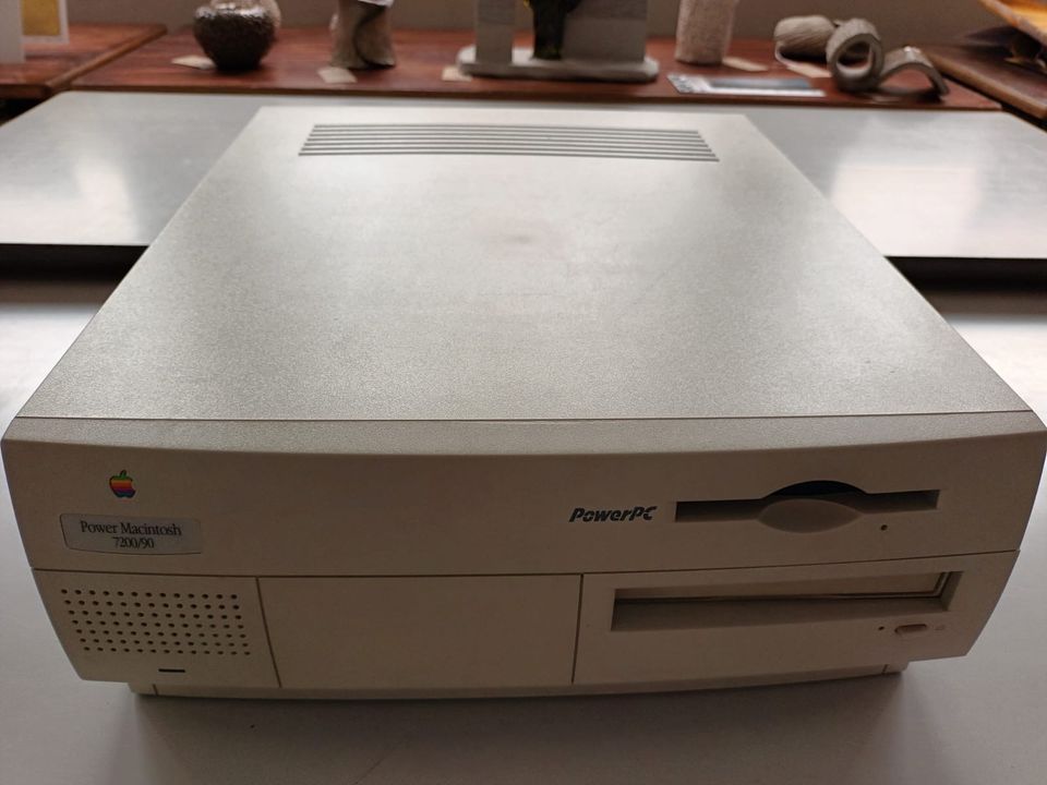 Apple Macintosh 7200/90 mit Drucker und Zubehör in Saarbrücken