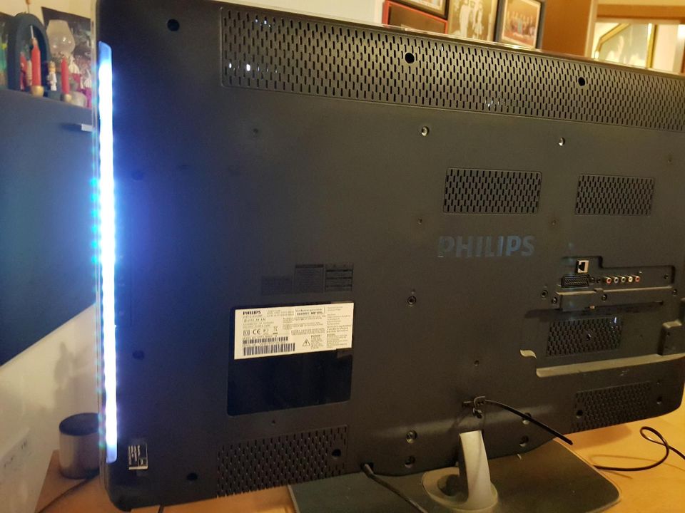 Philips LCD TV 37 Zoll mit Orig. Fernbedienung Top Zustand! OVP! in Leipzig