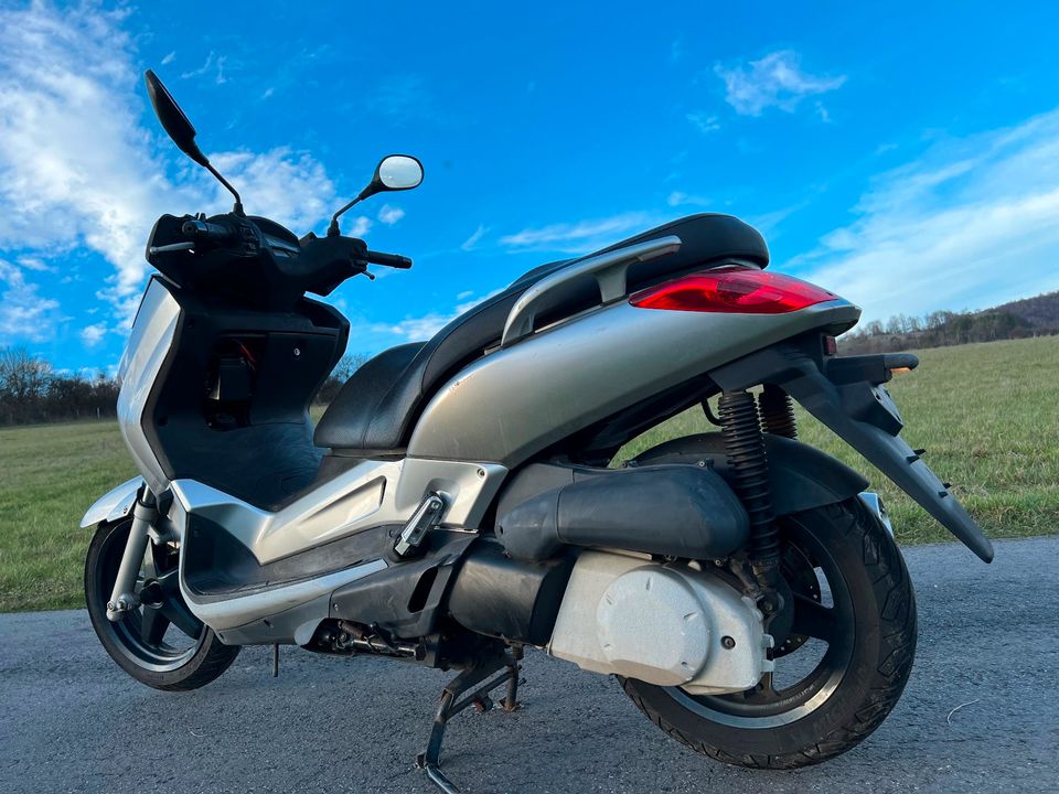 Yamaha X-MAX 250 (YP250R xmax) in Höxter