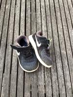 Nike Sneakers Gr 22 Bayern - Künzing Vorschau