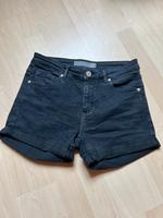Shorts Jeansshorts schwarz M Amisu New Yorker Baden-Württemberg - Weil der Stadt Vorschau