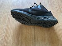 Nike Laufschuhe Modell DC3728-001 München - Laim Vorschau
