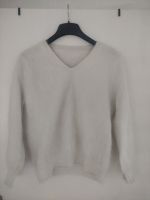 Angora Pullover weiß unisex V Ausschnitt Größe L Bayern - Gunzenhausen Vorschau