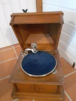 Altes Grammophon inkl original Ersatznadeln Hessen - Bad Schwalbach Vorschau