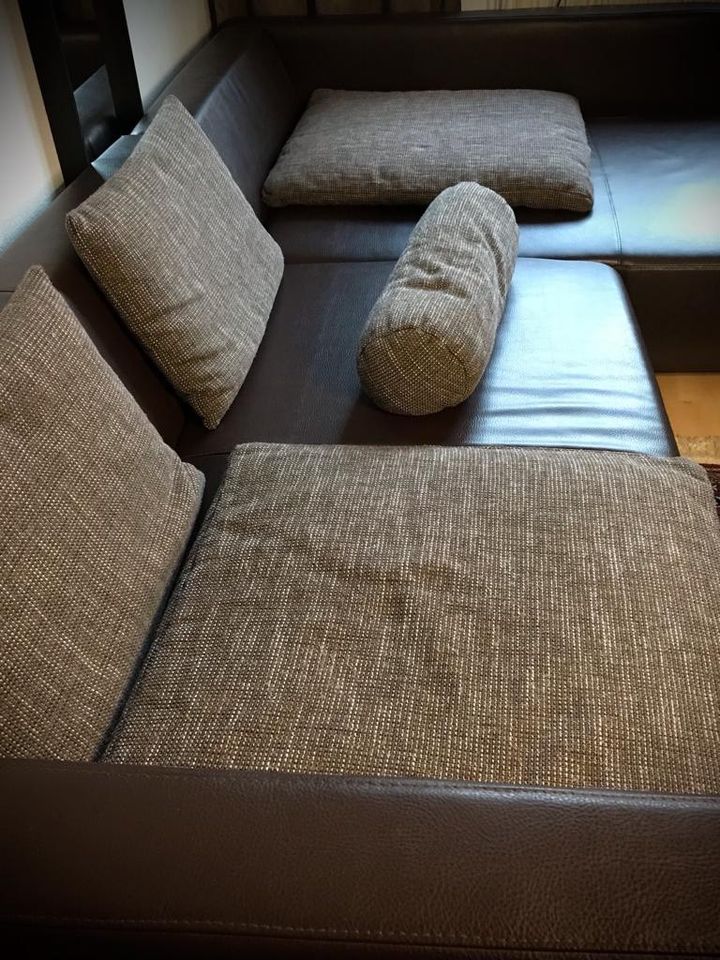 Sofa/Wohnlandschaft in Schmitten