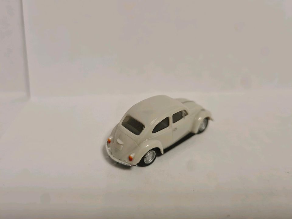 1:87 Herpa VW Käfer in Hellgrau in Sibbesse 