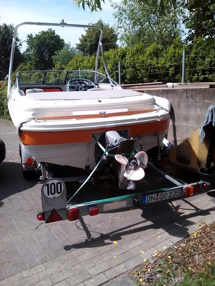 Sportboot Larson  V6 in Eschershausen