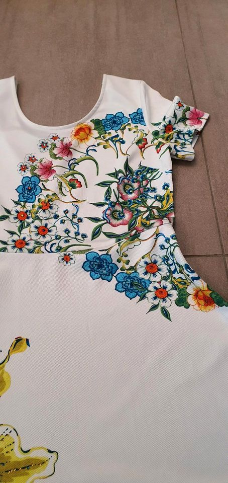 Desigual Kleid Sommerkleid NEU XL Blumen weiß in Nörten-Hardenberg