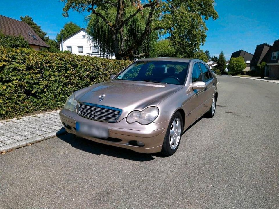 Mercedes Benz C180 mit LPG in Singen