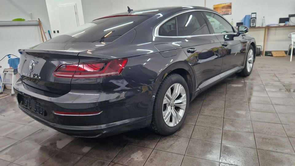 Volkswagen Arteon Navi LED Kamera Sportsitze Spurhalte in Fuldatal