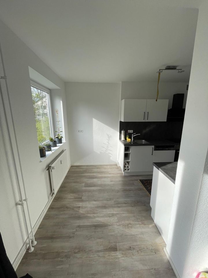 Exclusive 2-Zimmer Wohnung mit Balkon in Vahrenheide in Lehrte