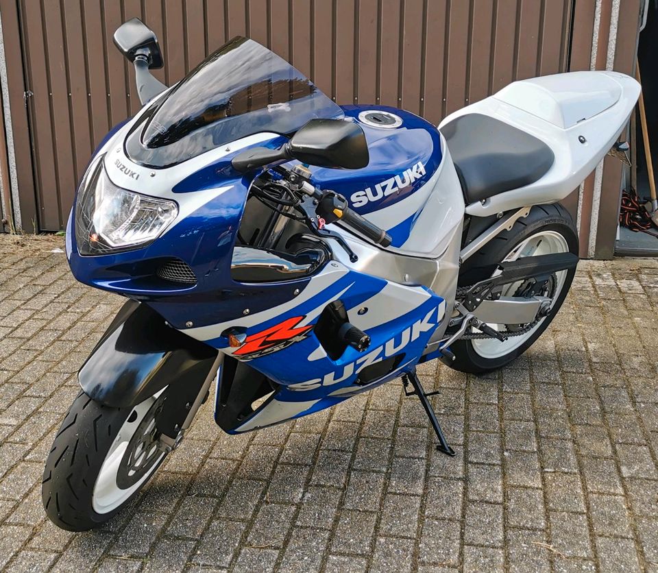 Suzuki Gsxr 600 K1 in Bottrop