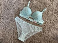 Victorias Secret Dessous Set 75A und M Push Up BH und String Slip Hessen - Groß-Gerau Vorschau