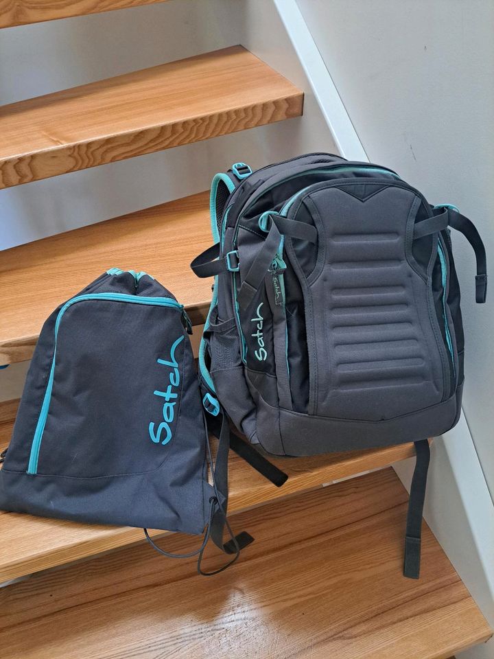 Satch Match Mint Phantom Schulrucksack und Turnbeutel in Homburg