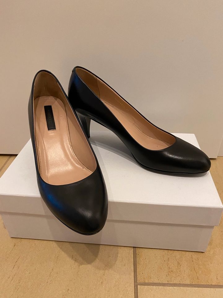 Pumps Hugo Boss 39 wie neu schwarz in Oberelbert