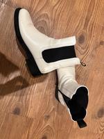 Esprit Stiefeletten flach Gr.38 Hessen - Solms Vorschau