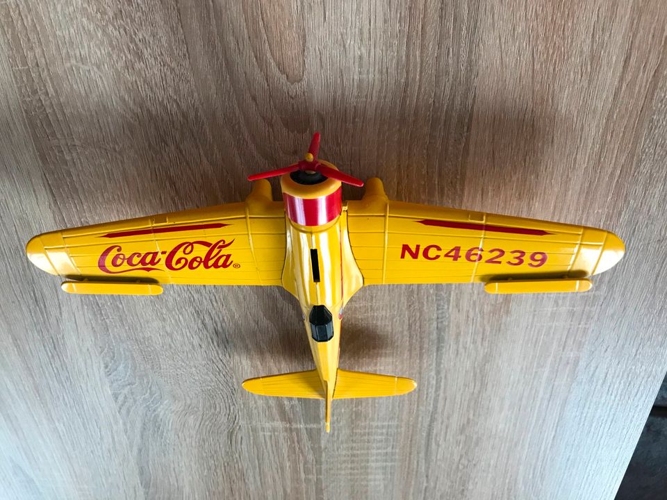 Flugzeugmodell  Coca Cola aus Eisen in München