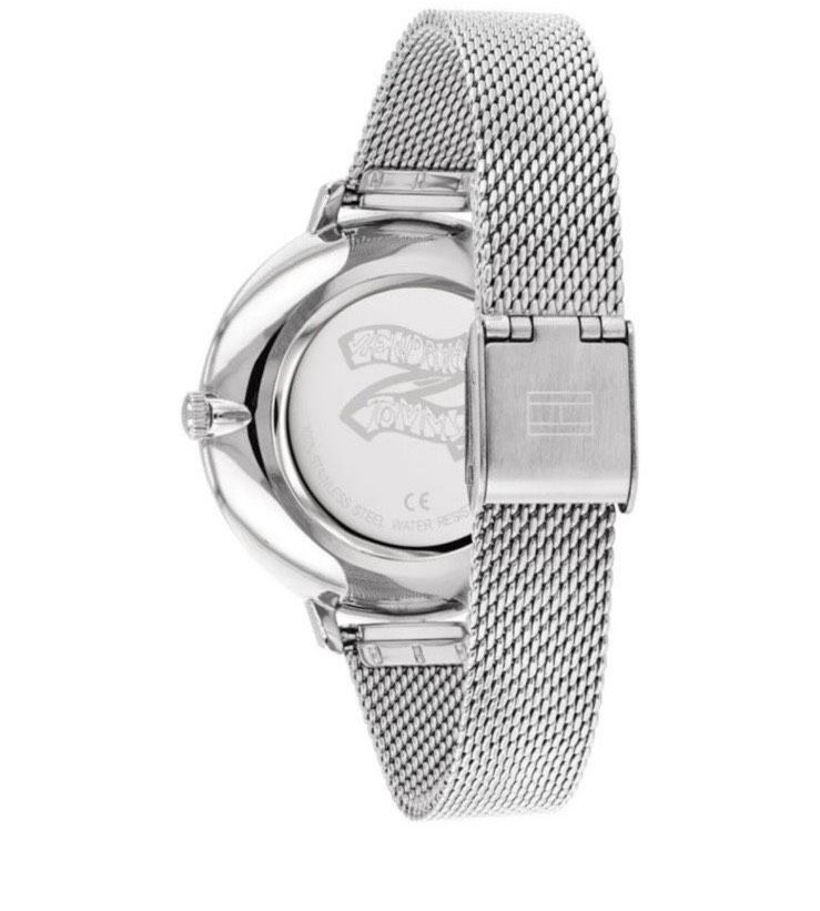 Keine Versandkosten -Tommy Hilfiger Uhr Silber mit Geschenkbox in Oelde
