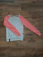 NAKETANO  Pullover  /  Shirt,  Größe  S Sachsen - Neustadt Vorschau