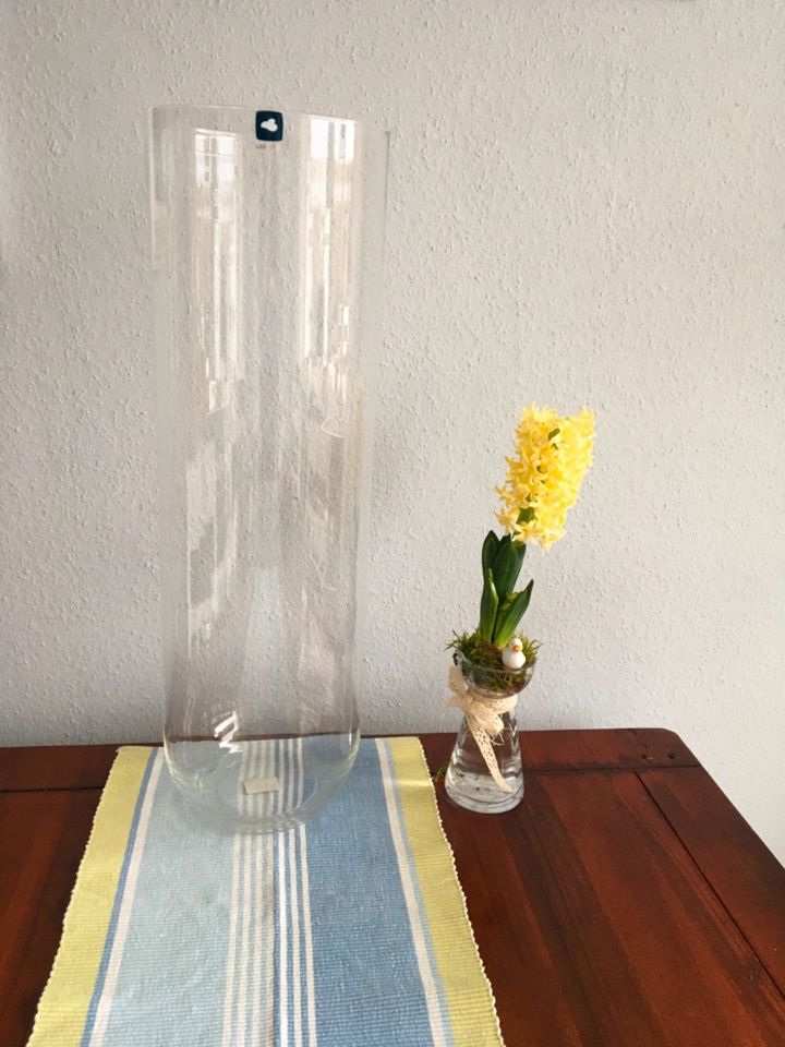 Große Leonardo Bodenvase aus Glas in Göttingen