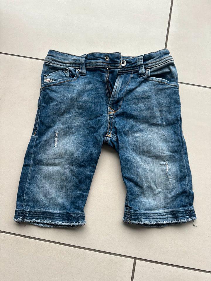Diesel Jeans Shorts Gr. 6 in Marl