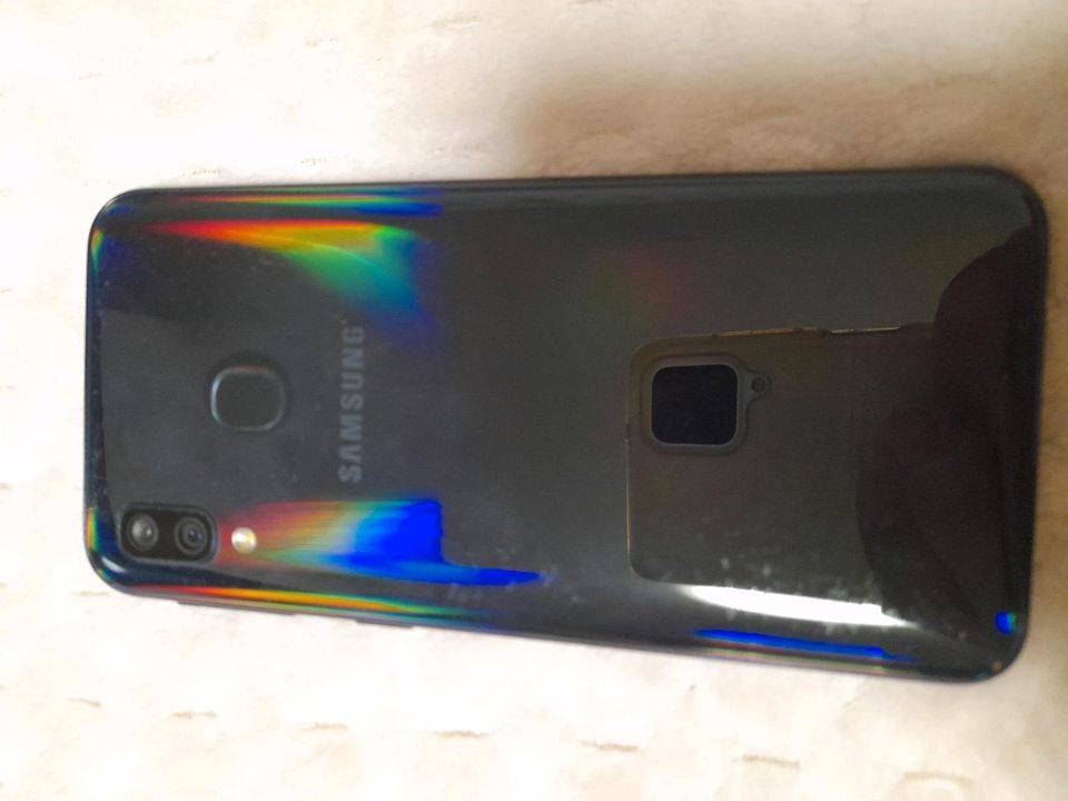 Samsung Galaxy A40 blau 64GB super zustand dual sim  funktioniert in Berlin