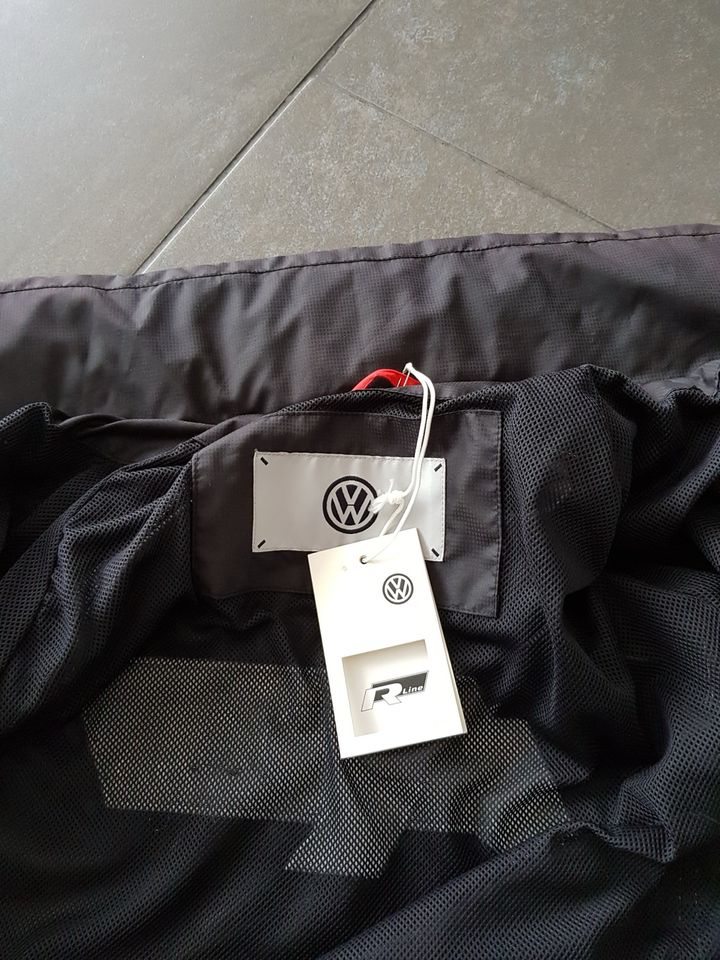 Originale .:R-Line Multifunktionsjacke VW Größe S  *NEU* in Bad Rappenau