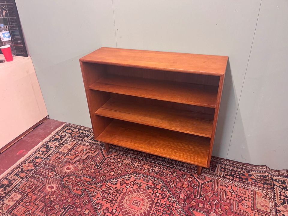 Teak Schrank Bücherregal | mid century | Vintage | Retro in Hamburg