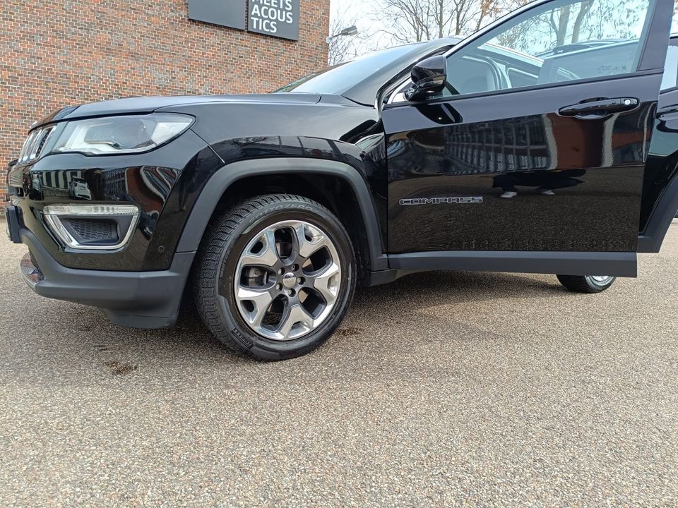 Jeep Compass 1.4 MultiAir Limited 4x4 Auto Limited in Fellbach