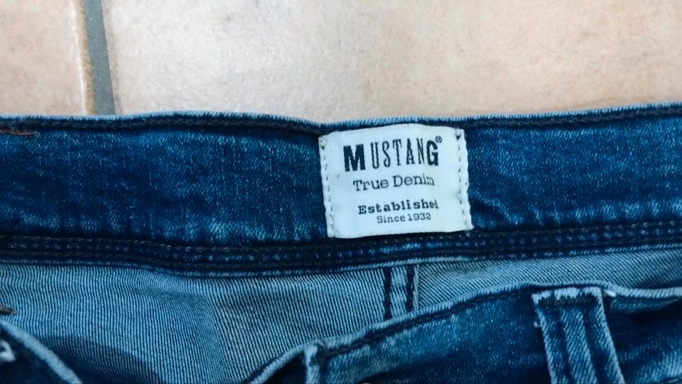 Jeanshose Mustang Herren in Köngen