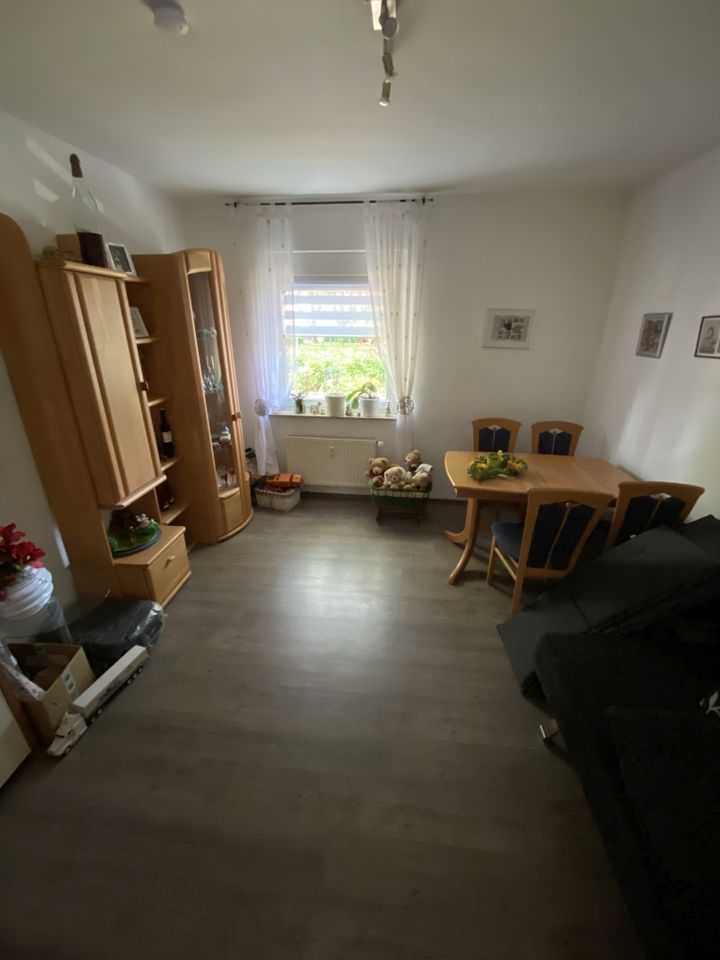 NUR Kapitalanlage ca 5,08% p.a./Bruttorendite: 3 Zi.-Wohnung mit Balkon, Garten und Pkw-Stellplatz in Essen