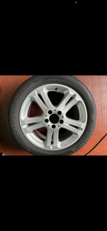 Sommer Reifen mit Felgen ❗️Original Mercedes Benz❗️ 245/45 R17 in Herrenberg