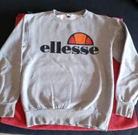 Sweater Ellesee M grau top Zustand Nordrhein-Westfalen - Marienheide Vorschau