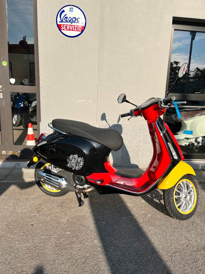 Vespa Primavera 50 Micky Maus in Krefeld