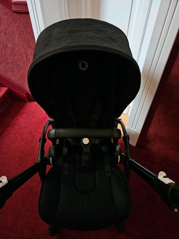 Bugaboo Bee 6 all black schwarz complete Kinderwagen Karre Bee⁶ in Bentzin