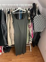 Größe XL Enges Kleid Khaki Köln - Porz Vorschau