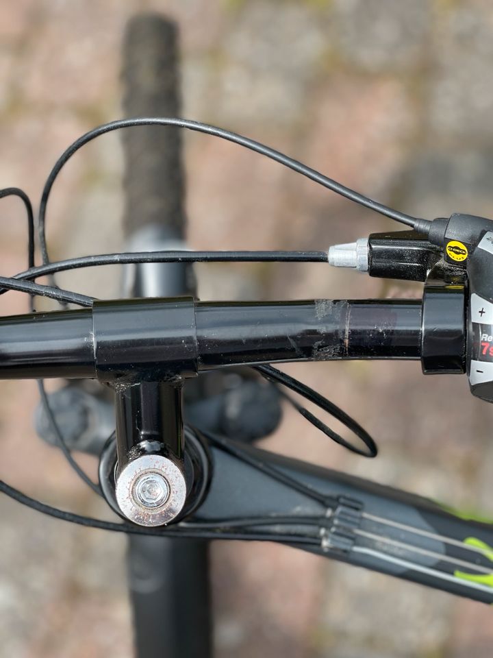 Kinderfahrrad Axess action 21Gänge 26 Zoll Top auf Sylt in Westerland