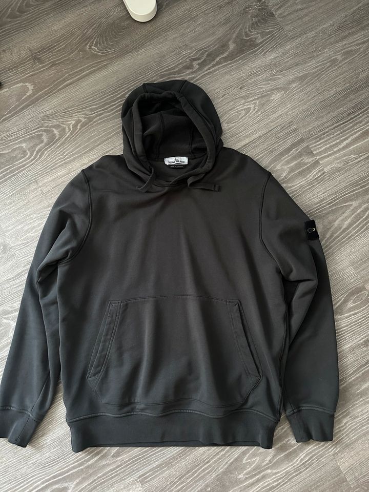 Stone Island Pullover in Holzwickede