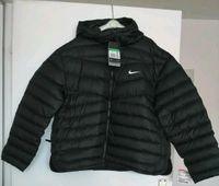 Nike Jacke Sportswear Damen  Windrunner Jacke Gr.XL NEU Bayern - Rosenheim Vorschau