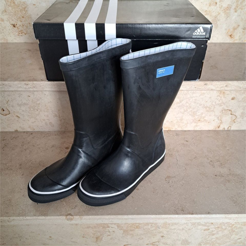 Adidas Gummistiefel schwarz ungetragen Gr. 38,5/39 UK 6 in  Feldmoching-Hasenbergl - Feldmoching | eBay Kleinanzeigen ist jetzt  Kleinanzeigen