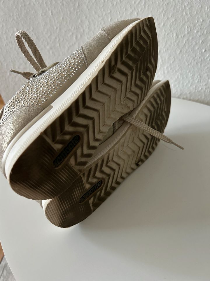 Sneaker Remote soft Leder in Leinefelde