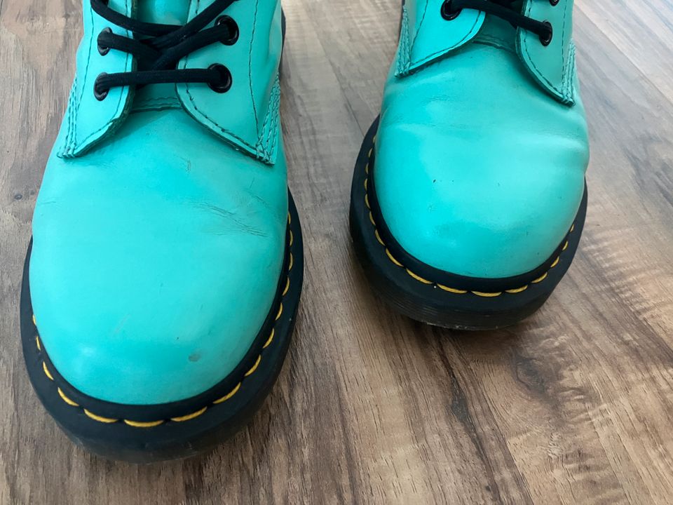 Dr. Martens Air Wair 39 TOP Türkis in Ibbenbüren