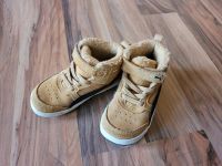 Puma Sneaker Mid Cut Rebound Street, Stiefel, Winterschuhe Gr. 24 Sachsen-Anhalt - Zerbst (Anhalt) Vorschau