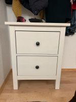 Ikea Nachttischschrank Holz 2 Schubladen, weiß gebeizt, 54x66 cm Frankfurt am Main - Bockenheim Vorschau