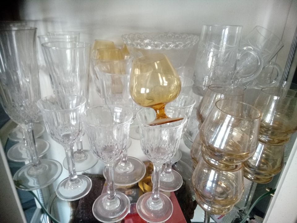 Diverse Gläser / Weingläser/ zu verschenken in Stolpen