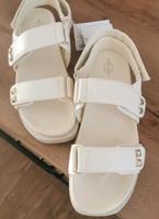 Stradivarius Sandalen Beige Neu Neustadt - Alte Neustadt Vorschau