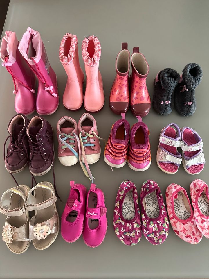 Kinderschuhe Mädchen Wasserschuhe Badeschuhe Gr. 20/21 Playshoes in Oberstenfeld