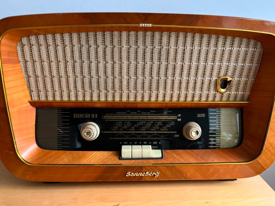 Röhrenradio Stern Radio Sonneberg Super 697/87 Sekretär III R 3 in Jena